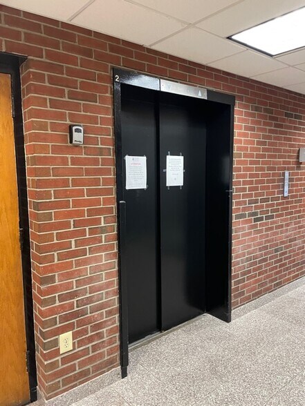 More Photos Of 540 Bordentown Ave, South Amboy Medical For Lease