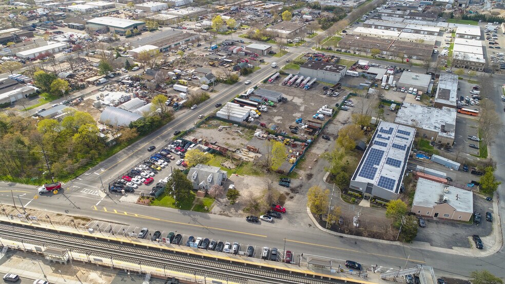 More Photos Of 3 Orgill Ave, Bay Shore Land For Lease