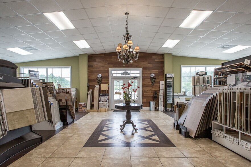 More Photos Of 3005 US Highway 84, Blackshear Storefront For Sale