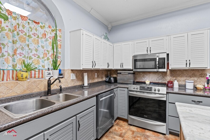 More Photos Of 159 Lonesome Pine Rd, Longview Lodge Meeting Hall For Sale