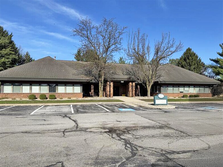 More Photos Of 520 Park Place Cir, Mishawaka Unknown For Lease