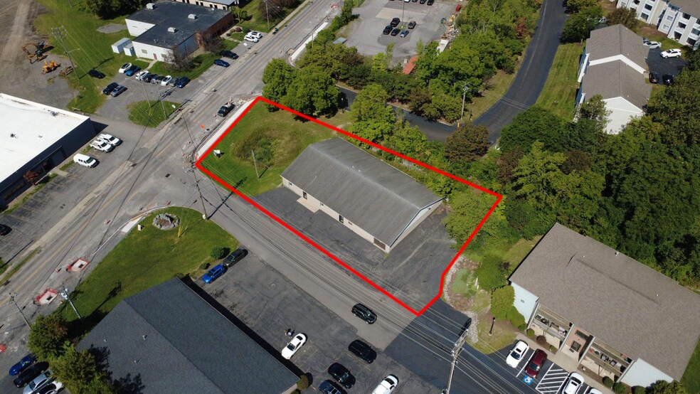 More Photos Of 101 Newbury Hollow Ln, Syracuse Warehouse For Lease