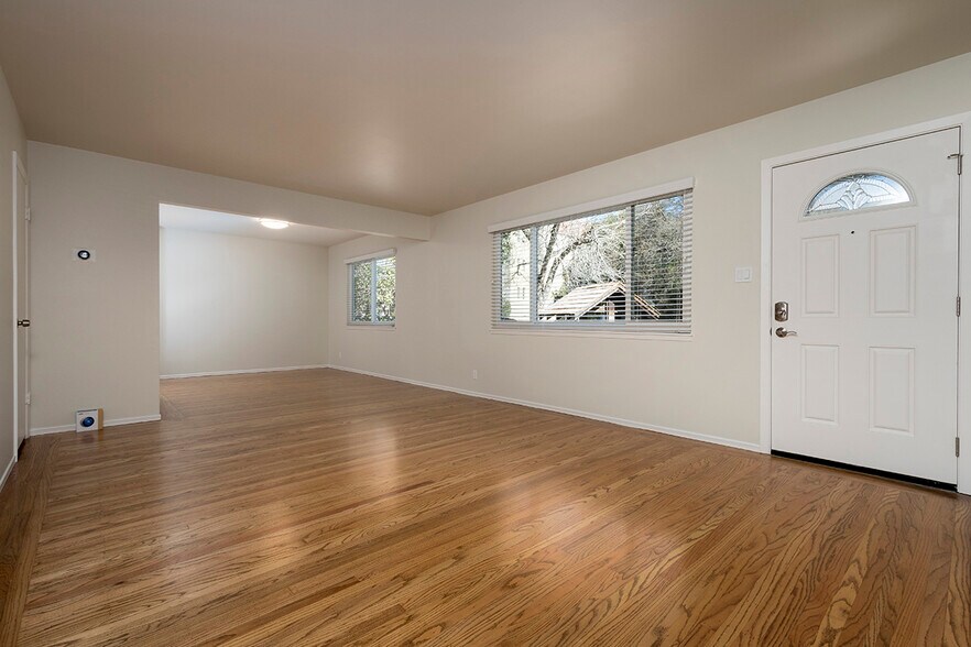More Photos Of 22 Duane St, Redwood City Apartments For Sale