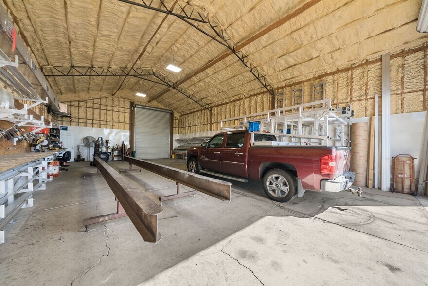 More Photos Of 2135 E 5th St, Panama City Auto Repair For Sale