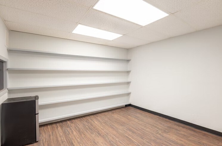 More Photos Of 610 NE 29th St, Pompano Beach Warehouse For Lease