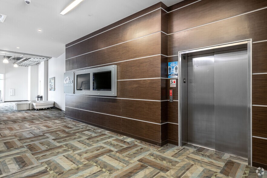 More Photos Of 6700 Euclid Ave, Cleveland Office For Lease