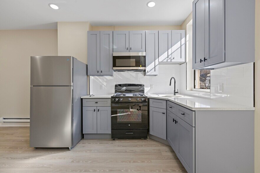 More Photos Of 138 Monticello Ave, Jersey City Storefront Retail Residential For Sale