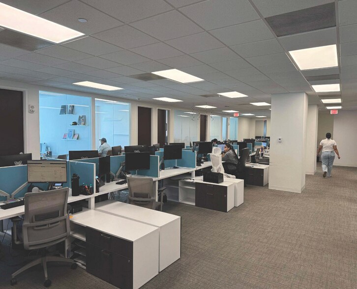 More Photos Of 2601 S Bayshore Dr, Coconut Grove Office For Lease