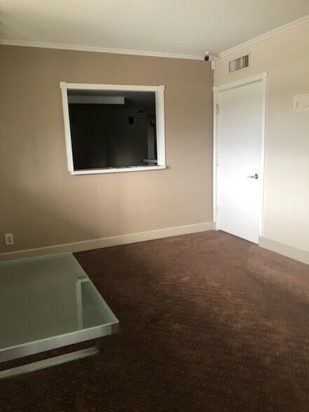 More Photos Of 23525 Golden Springs Dr, Diamond Bar Medical For Lease