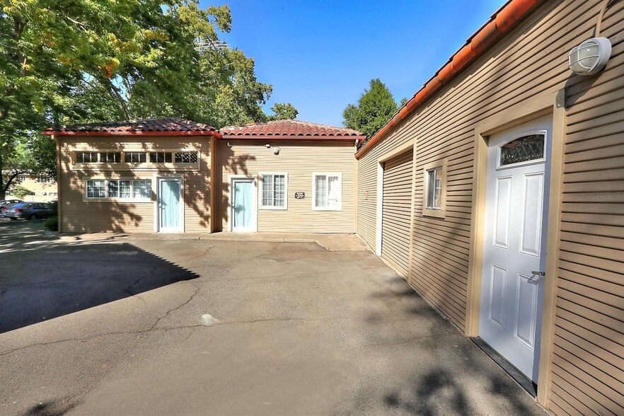 More Photos Of 2301 F St, Sacramento Freestanding For Sale