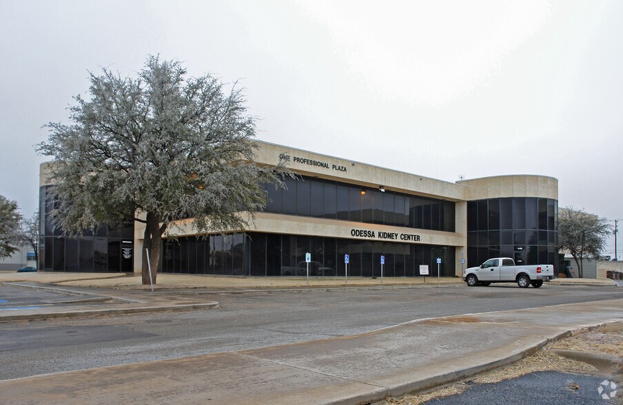More Photos Of 6005 Eastridge Rd, Odessa Office For Lease