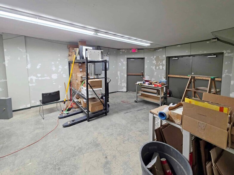 More Photos Of 62 Fawcett Rd, Coquitlam Light Manufacturing For Sale