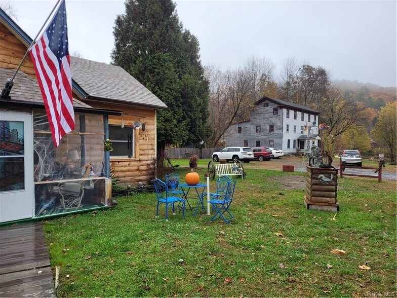 More Photos Of 12 River Rd, Barryville Apartments For Sale