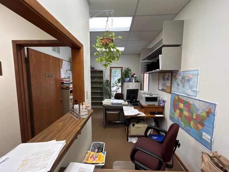 More Photos Of 3641 Ridge Rd, Highland Medical For Sale