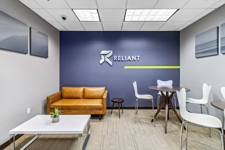 More Photos Of 11002 Lake Hart Dr, Orlando Religious Facility For Lease