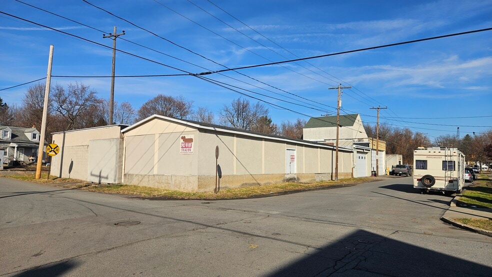 More Photos Of 2409 Amelia Ave, Scranton Warehouse For Sale