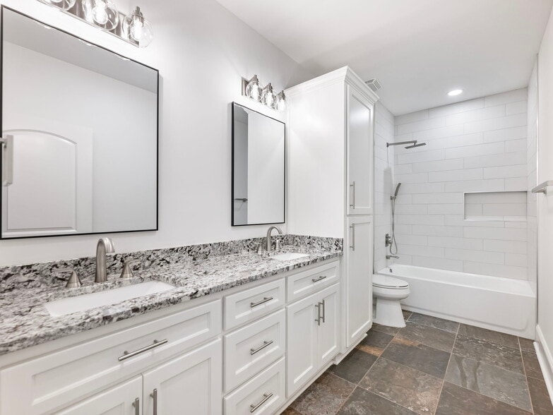 More Photos Of 5651 Old Wilkie Rd, Gainesville Multifamily For Sale