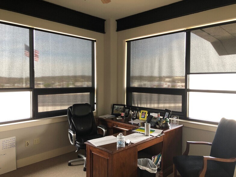 More Photos Of 2961 N Point Cir, Fayetteville Office For Lease