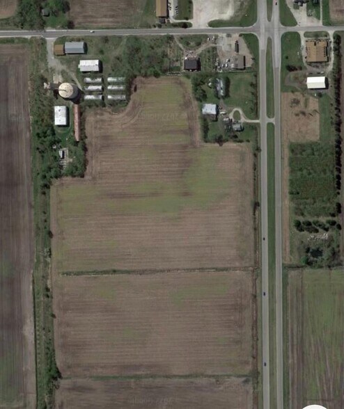 More Photos Of 1103 N US Highway 41, Morocco Land For Sale