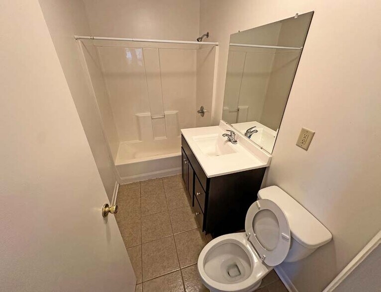 More Photos Of 13729 S Brainard Ave, Chicago Apartments For Sale