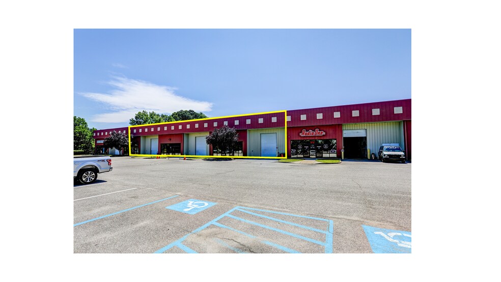 More Photos Of 300 Ed Wright Ln, Newport News Unknown For Lease