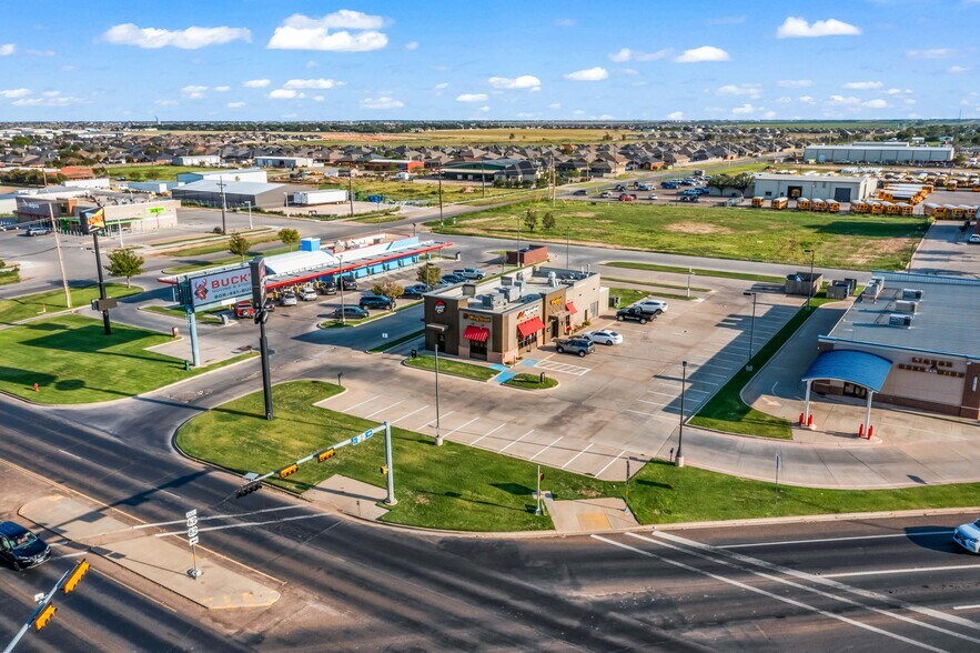 More Photos Of 7907 82nd St, Wolfforth Fast Food For Lease