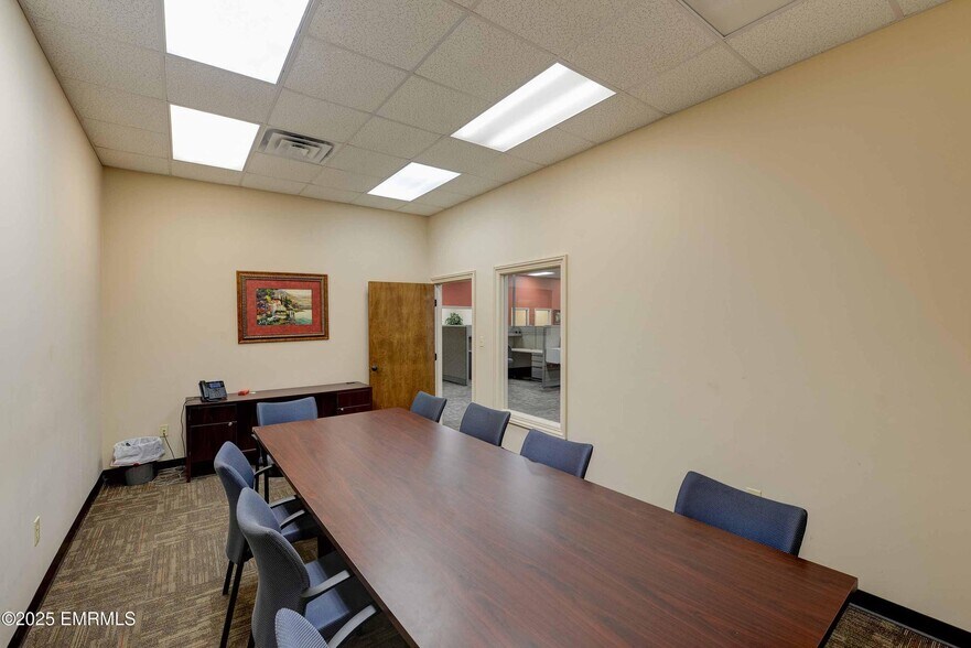 More Photos Of 2000 Highway 19 N, Meridian Office For Sale
