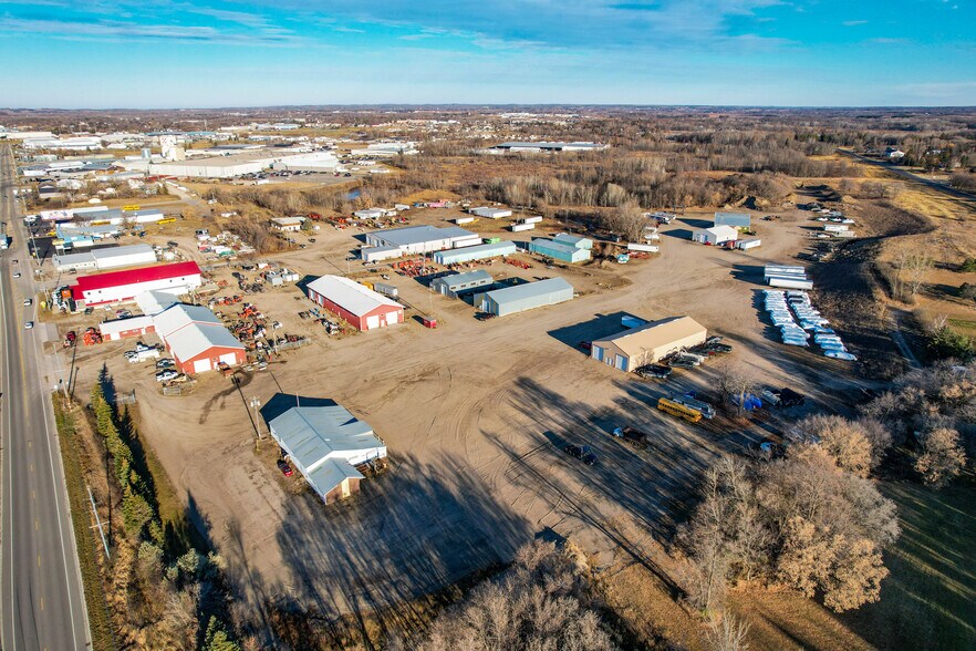 More Photos Of 1240 Randolph rd, Detroit Lakes Warehouse For Sale