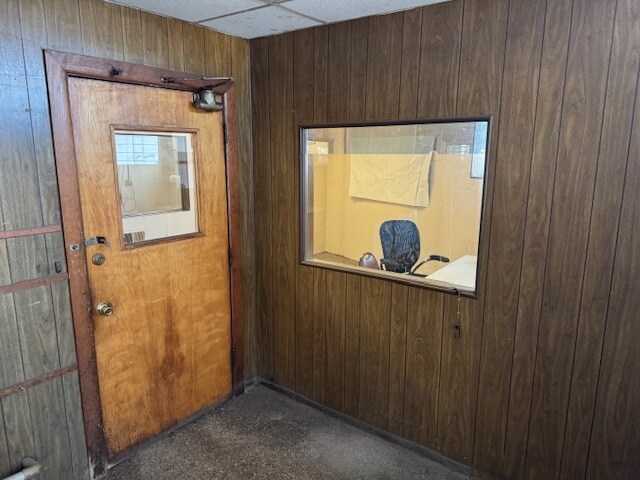 More Photos Of 1543 S Salina St, Syracuse Parking Garage For Sale