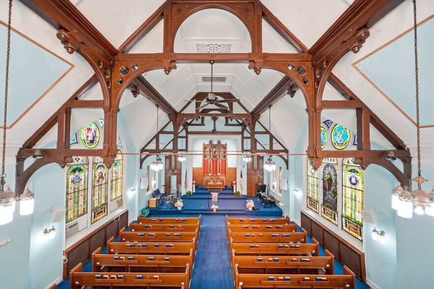 More Photos Of 401-407 N Patterson Park Ave, Baltimore Religious Facility For Sale