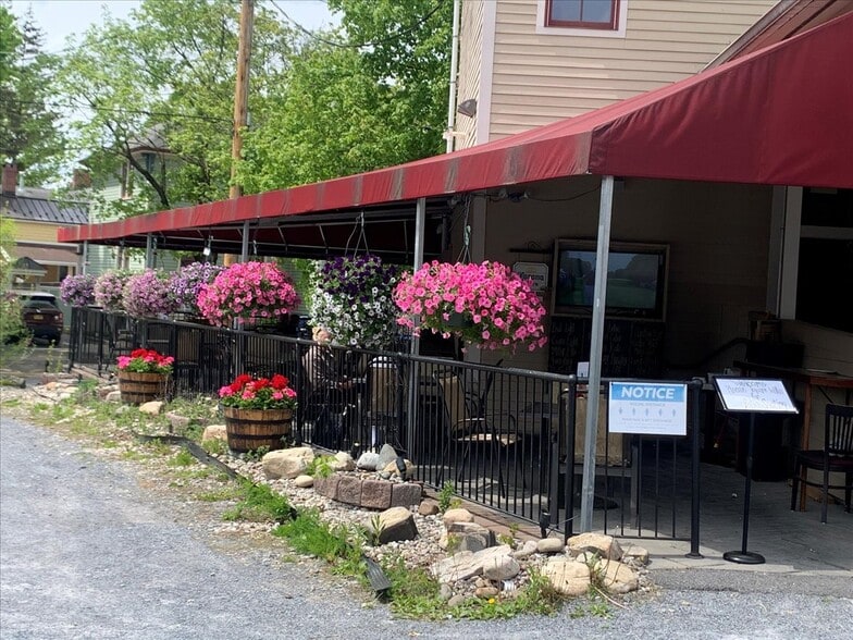 More Photos Of 108-114 Congress St, Saratoga Springs Restaurant For Sale