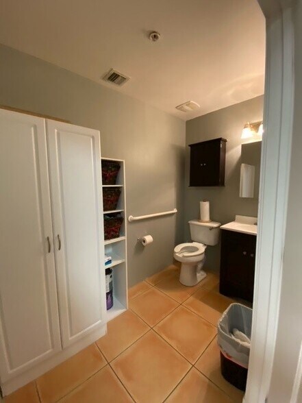 More Photos Of 3307 Northlake Blvd, Palm Beach Gardens Office For Sale