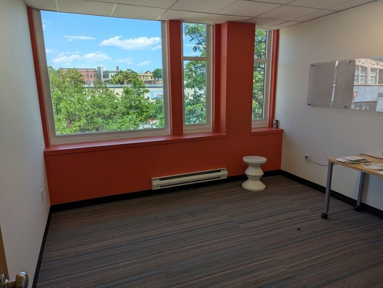 More Photos Of 552-564 Massachusetts Ave, Cambridge Office For Lease