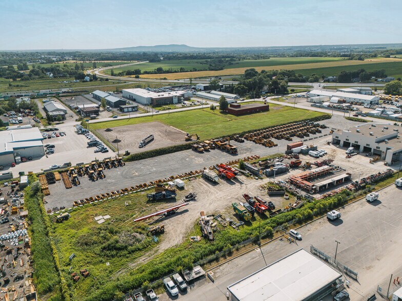 More Photos Of Rue Brière, Mont-saint-hilaire Land For Lease