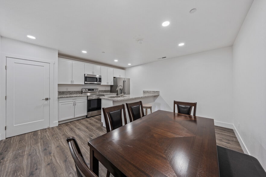 More Photos Of 1929 US-395, Gardnerville Apartments For Sale