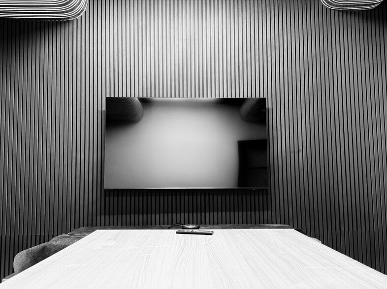 More Photos Of 5628 E Thomas Rd, Phoenix General Retail For Lease