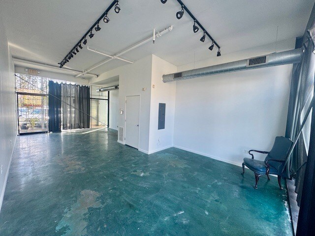 More Photos Of 1200 East 11th St, Austin Apartments For Lease
