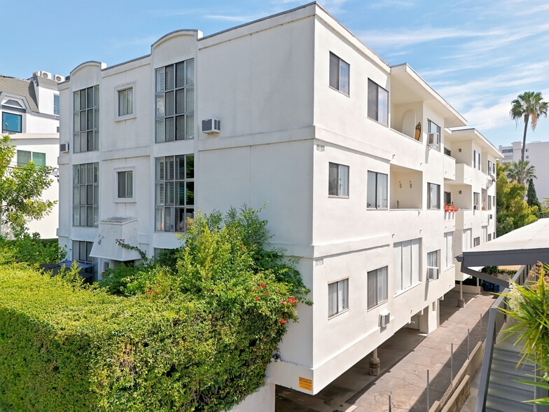 More Photos Of 1214 N Clark St, West Hollywood Apartments For Sale