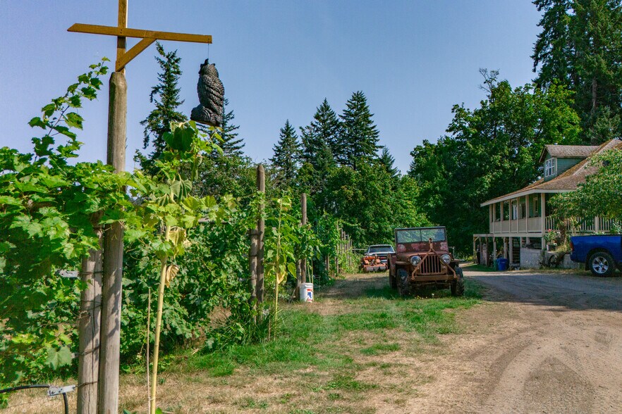 More Photos Of 2300 E Wellington Rd, Nanaimo Land For Sale