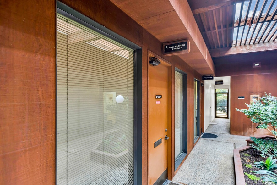 More Photos Of 8788 Elk Grove Blvd, Elk Grove Unknown For Lease