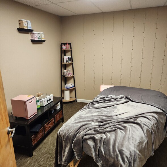 More Photos Of 11811 Upham St, Broomfield Warehouse For Lease