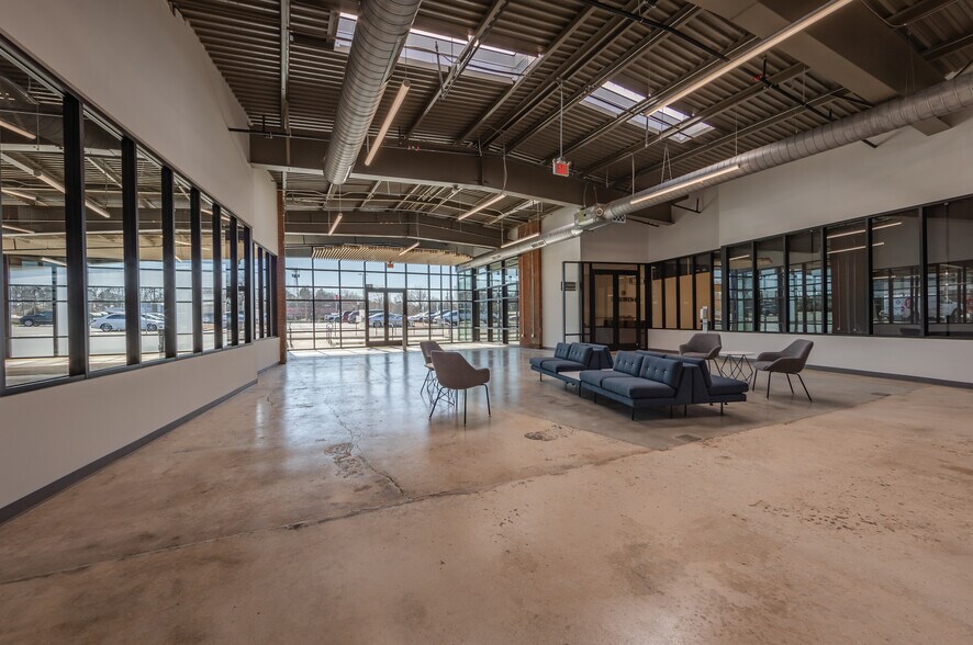 More Photos Of 3512 Wilkinson Blvd, Charlotte Storefront Retail Office For Lease