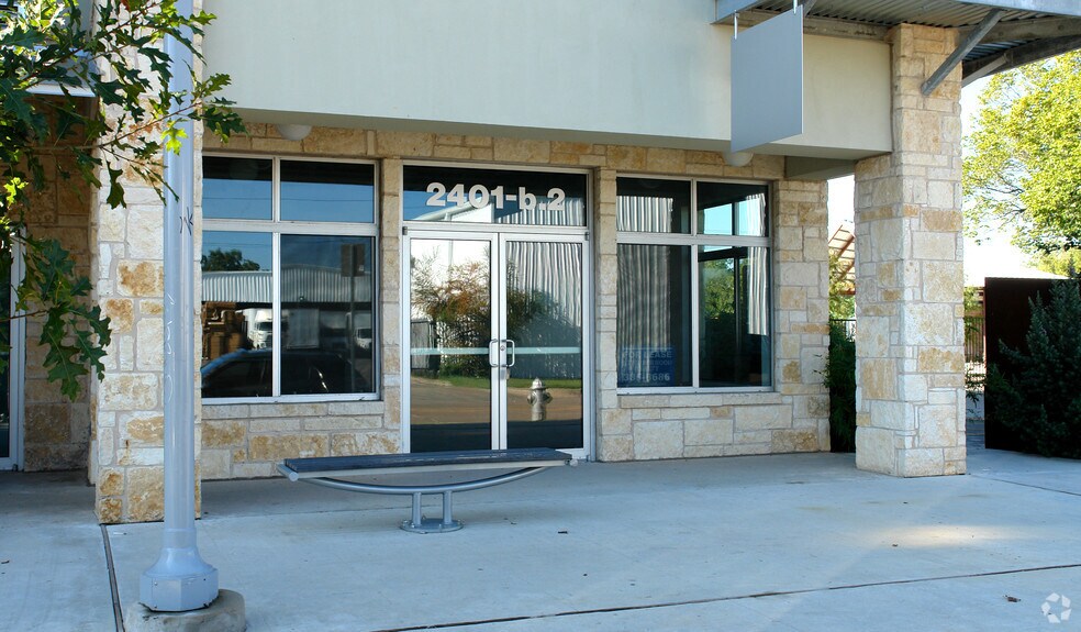 More Photos Of 2401 E 6th St, Austin Loft Creative Space For Lease