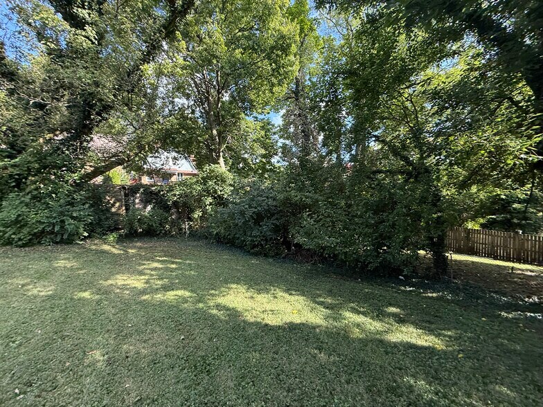 More Photos Of 944 Seton Ave, Cincinnati Apartments For Sale