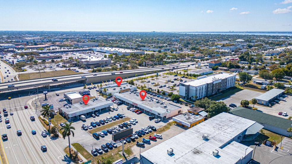 More Photos Of 4434-4458 S Cleveland Ave, Fort Myers Freestanding For Sale