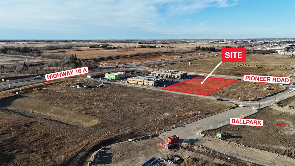 More Photos Of Spruce Grv, Spruce Grove Storefront Retail Office For Lease