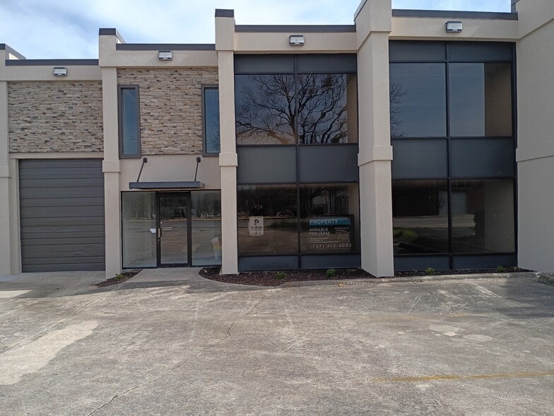 More Photos Of 2611 Clinton Ave W, Huntsville Light Distribution For Lease