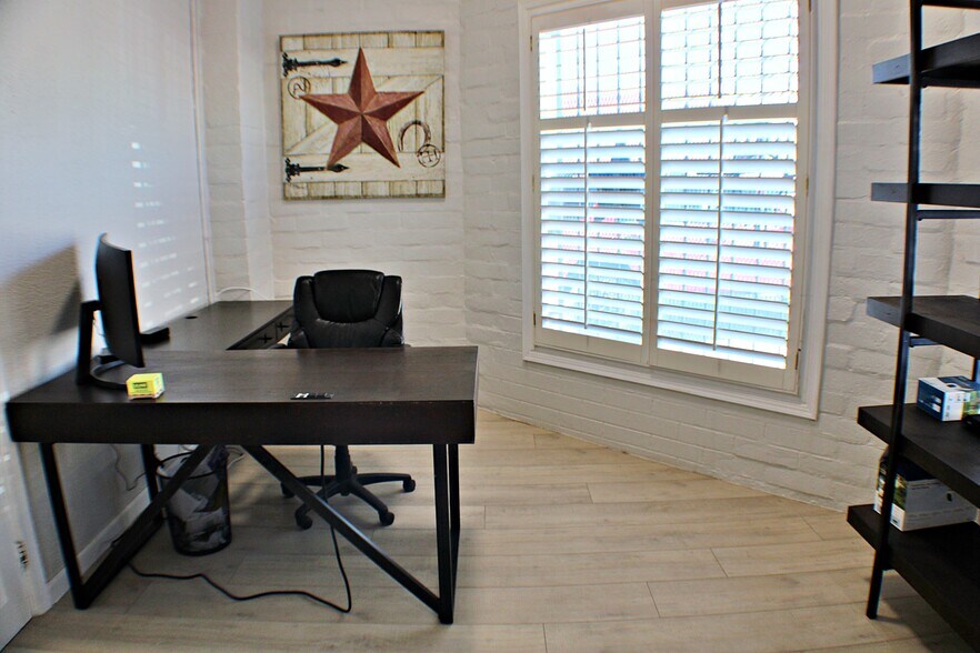 More Photos Of 1500 Wyoming Ave, El Paso Auto Repair For Lease