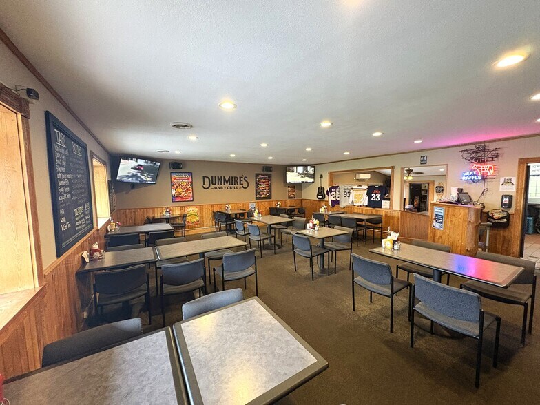 More Photos Of 12110 State Highway 210, Brainerd Restaurant For Sale