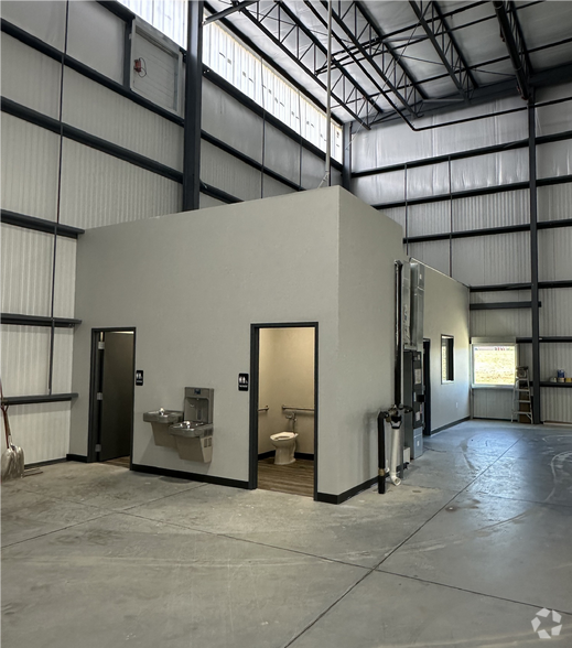 More Photos Of 3130 Hankins Rd, Republic Warehouse For Lease